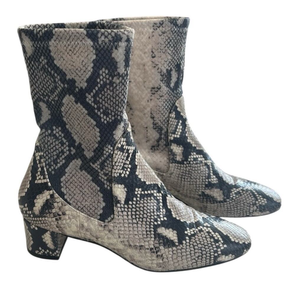 Stuart Weitzman Ernestine Python Print Leather Bo… - image 2